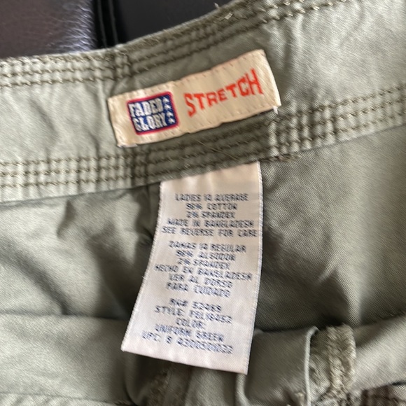 Faded Glory convertible pants/ capris size 14 - Picture 2 of 4